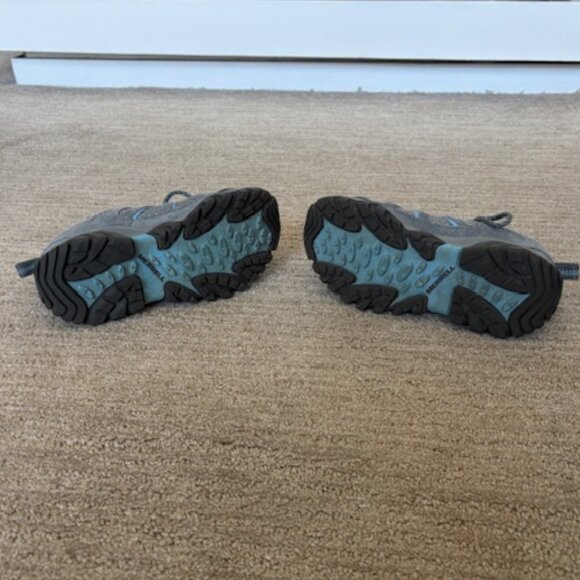Merrell Women's Moab 3 Hiking Shoes in Perfect Condition - Picture 7 of 7